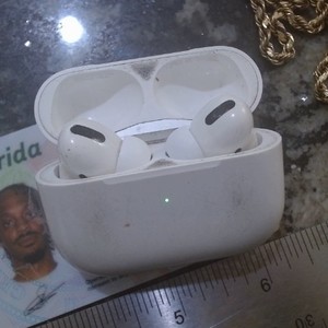 APPLE AIRPOD PRO