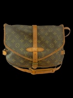 LV Saumur 30