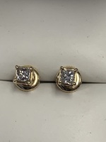 Diamond Solitaire Earrings - Screw Back - 14K - Yellow Gold - PPSKN310650
