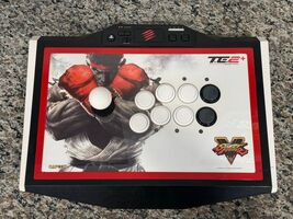  Mad Catz Street Fighter V Arcade FightStick - VWG 311877