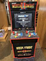 Midway Mortal Kombat Arcade 1UP w/ 3 Games Model 7663 LS(317533)