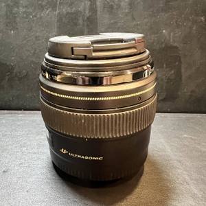 Canon Ef 85mm F/1.8 Usm Telephoto Lens  LS(324529)