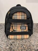 Burberry Medium Vintage Check Panel Nevis Backpack SPB-JB 330990