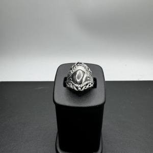 Sterling Silver Ring Size 8   LS(331502) 