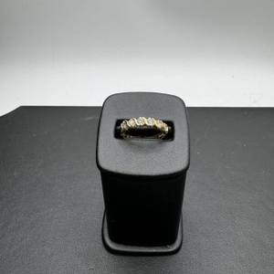 14K Gold Diamond Band Size 6.5    LS(331803) 