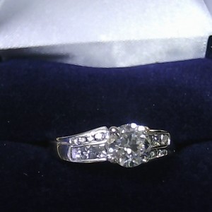 v-113 Gold Ring > 3g/14kt .70ct dia ring  