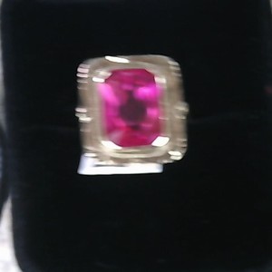 Yellow Gold Other 5.3g/14kt lab grown sapphire solitaire   