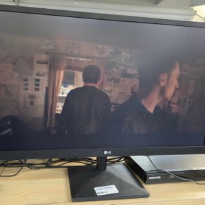 Lg 27MK43T