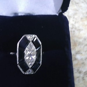 v-25 White Gold Class Ring 3.3g/14kt 