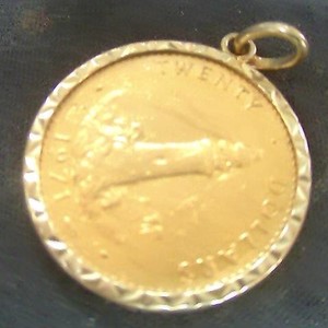Gold Pendant 9.44g/22kt 