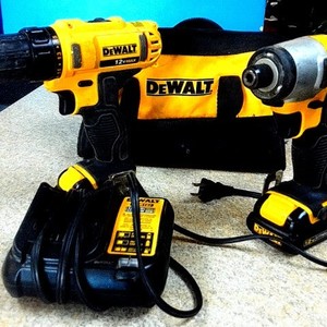 Dewalt 12v drill driver kit