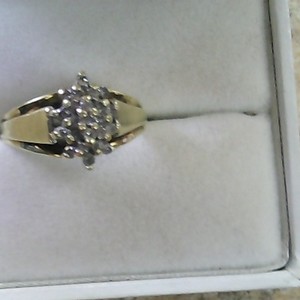 Yellow Gold Cluster Ring 2.69g/10kt 