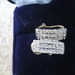 V-102 Yellow Gold Hoops Earrings 4.9g/10kt 