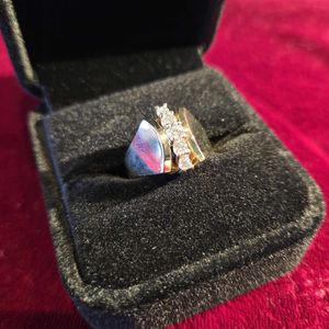 V-97 Yellow Gold Ring 5.54g/10kt 