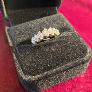 V-98 Gold Ring 4.29g/14kt 