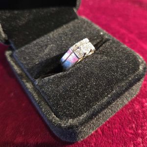 V-100 Yellow Gold Solitare Ring 6.8g/14kt 
