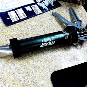 Cabela''s Jerky pistol
