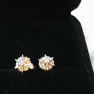 Yellow Gold Earrings 0.68g/10kt 