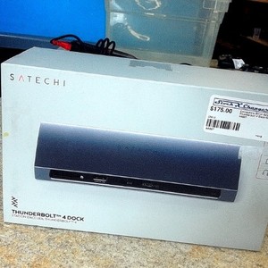 satechi  Thunderbolt 4 dock