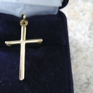 10k .83g cross pendant  