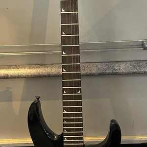 jackson elec guitar black