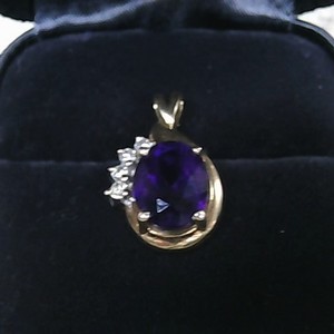 14k 1.94g dia amethyst pendant  