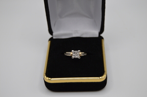 14kt White Gold Diamond Ring.  Nice diamonds Only $999.00