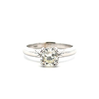  Stunning 1.01ct Diamond Solitaire Engagement Ring